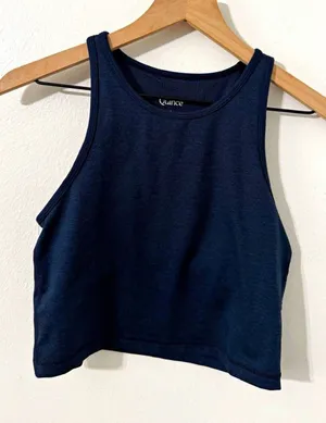 Quince Women’s Navy Cropped Scoop Neck Stretch Knit Tank Top Sz S Gym Activewear thumbnail 1
