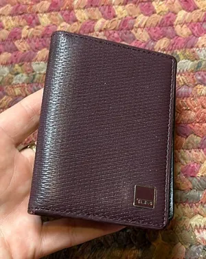 Tumi Monaco Gusseted Card Case Maroon Black Fold Id Wallet thumbnail 1