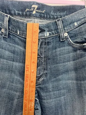 7 For All Mankind Women’s Faded Blue Straight Leg Jeans thumbnail 8