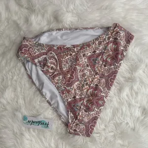 Freshwater Print High Leg Swim Bottoms Size Large thumbnail 3