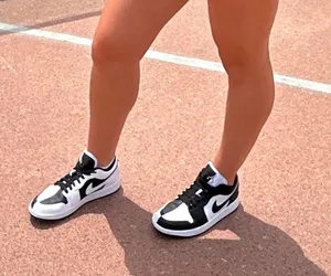 Nike Air Jordan  thumbnail 6