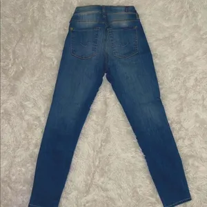 7 For All Mankind Cropped Jeans thumbnail 2