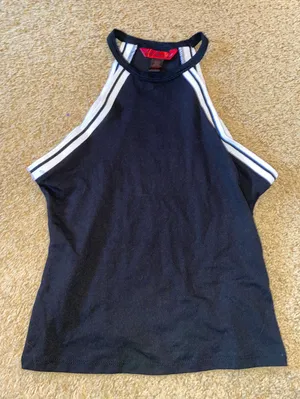 Top Black Size M thumbnail 1