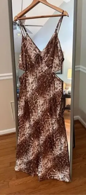 It's Fashion Brown Cut Out Dress Size 1X thumbnail 1