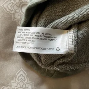 Universal Threads Women's Camo Cotton Pullover thumbnail 6