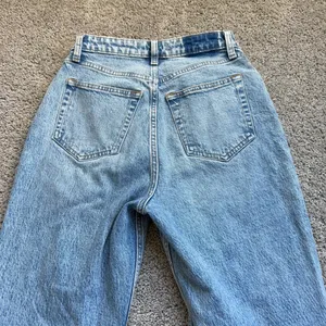Abercrombie & Fitch The Dad High Rise Curve Love Size 25/0 Short thumbnail 7
