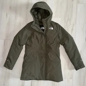 North Face Pilson Parka 550 Down Gorpcore Outdoor jacket Olive Green size small thumbnail 1