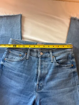 MOTHER Denim Fray Jeans thumbnail 2