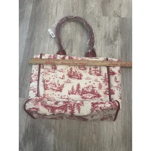 Soma Enchanted Tote Champagne Red Toile Winter Scene Canvas Bag New thumbnail 4