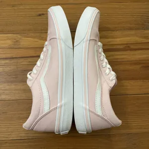 VANS Old Skool Pink Low top Sneaker Shoes Missy Size 6 Casual School Skateboard thumbnail 9