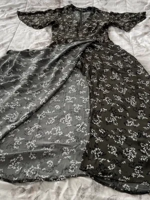 French Connection charcoal grey Floral Maxi Dress, size 2 faux wrap V-neck chic thumbnail 6