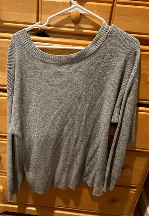 sweater thumbnail 2