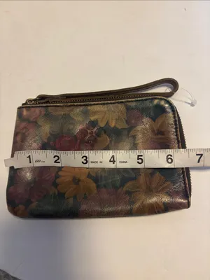 Patricia Nash Mini Wristlet/Clutch Multicolored Floral Leather Design Zip Closur thumbnail 7