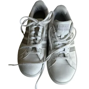 Adidas Women’s Athletic Sporty Court Style Lace Up Striped Sneakers Sz 7.5 thumbnail 2
