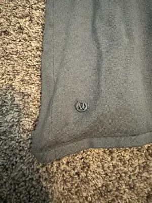 Sweater thumbnail 3