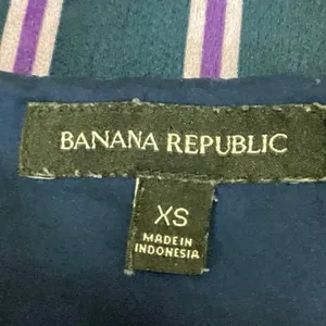 Banana Republic Blue Striped Sleeveless V-neck Cami Camisole Tank Top Size XS thumbnail 3