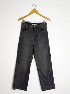 Levi’s Ribcage Straight Ankle Jeans Size 26 Black High Rise thumbnail 3