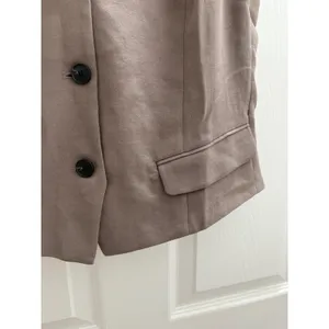 SPANX Carefree Crepe Vest Smoke Gray Womens Medium Tailored‎ Sleeveless Blazer thumbnail 6