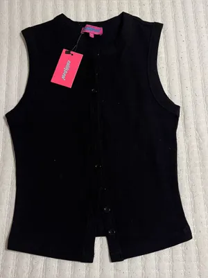 Edikted Black Ribbed Button-Front Women's Shorts thumbnail 1
