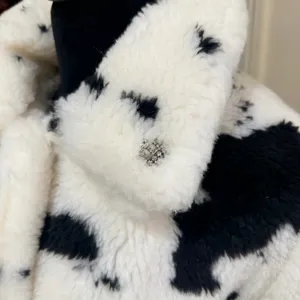 Juicy Couture White & Black Spotted Faux Fur Jacket Size M - NWOT thumbnail 4