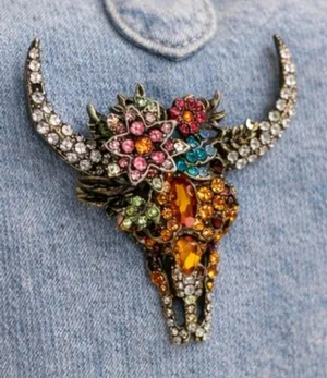 NEW Longhorn Skull Floral Rhinestone Brooch Western Statement Bag Charm Pin NWT thumbnail 1