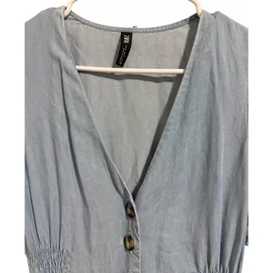 Zara Midi‎ Button UP Dress Lyocell Denim Lightweight V-Neck Women's Size Small thumbnail 3
