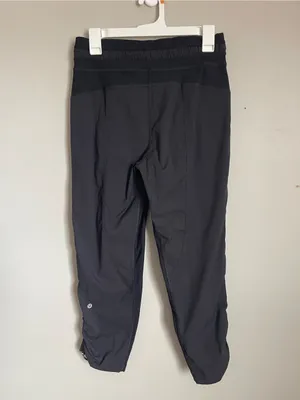 LULULEMON | Black Dance Studio Athletic Jogger Pants Sz 6 thumbnail 5