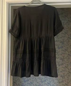 Maeve Anthropologie short sleeved top Medium black cute thumbnail 8