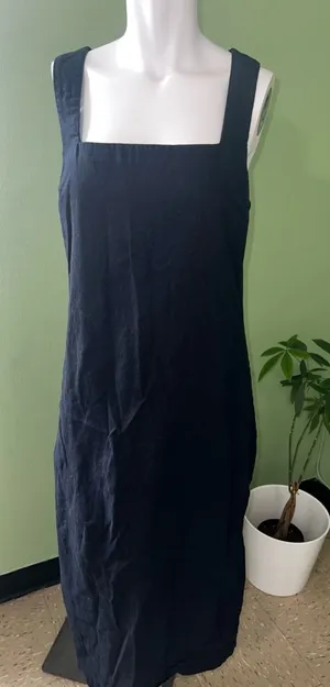 Abercrombie & Fitch Navy Square-Neck Midi Dress with Wide Straps thumbnail 1