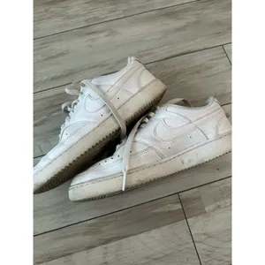 Nike Sneakers Women's 8 Triple White Court Vision Low Leather Casual Sporty thumbnail 6