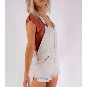 ✨ White Sunkissed Denim Overalls Romper/Jumpsuit✨ thumbnail 10