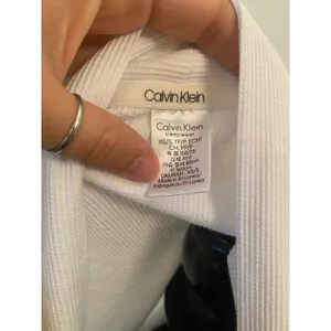 Calvin Klein Sleepwear White Waffle Knit Open Front House Coat Robe Cover Up thumbnail 6