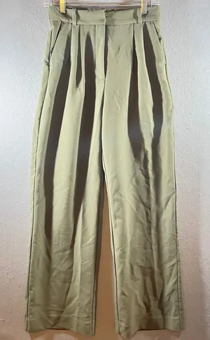745 | Abercrombie & Fitch Sloane Pleated Wide Leg Trousers Olive Green Womens 4R thumbnail 1