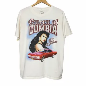 Hot Topic Selena Queen Of Cumbia Graphic T Shirt Womens Size M White Rhinestone Tee‎ Y2K thumbnail 2