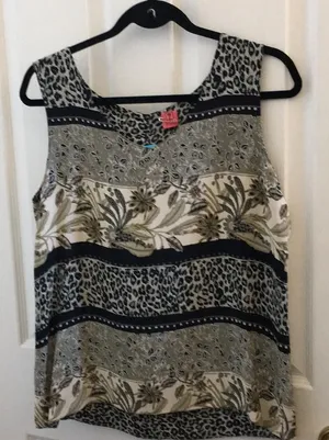 FINAL MARKDOWN Ladies reversible top large thumbnail 1