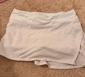 Lululemon Skirt thumbnail 1