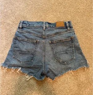 American Eagle Stretch Denim High-Rise Shorts thumbnail 3