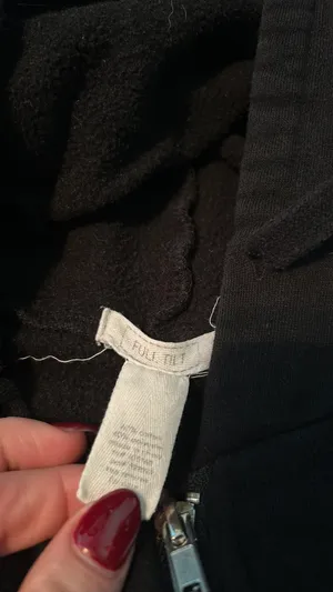 tilly’s black zip up  thumbnail 2