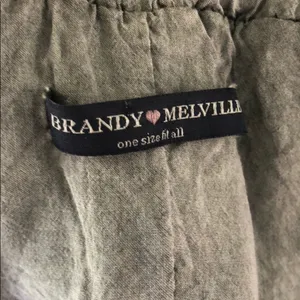 Brandy Melville Skirt‎ thumbnail 8