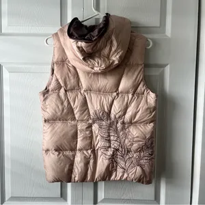 Eddie Bauer Women’s Vintage Goose-Down Hooded Puffer Vest – Size Small thumbnail 3