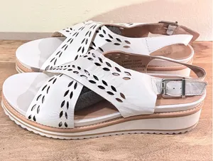 David Tate White Leather Laser Cut Crisscross Slingback Platform Sandals‎ 8.5 thumbnail 1