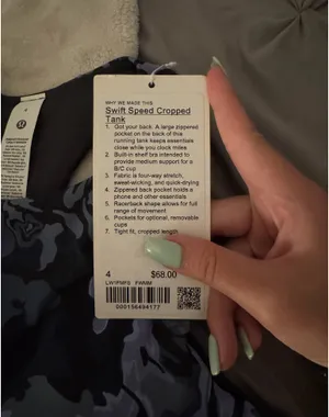 Lululemon Cropped Tank thumbnail 3