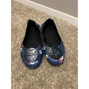 Tory Burch Minnie Travel Ballet Flats Navy Blue Floral Leather Logo Shoes 7 thumbnail 10