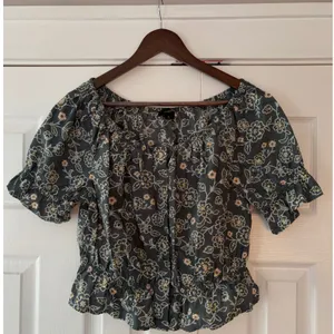 J.Crew Floral Puff Sleeve Smocked Peplum Top Green‎ Cotton Blouse Medium thumbnail 3