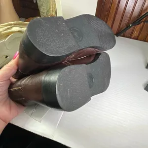 Chilis woman’s brown leather booties size 7 lace front. thumbnail 5