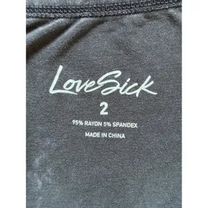 LoveSick Gray Vampire Lips Fangs Off Shoulder Sweatshirt Size 2X Halloween thumbnail 8