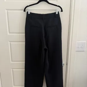 Aritzia Wilfred Black Straight leg Women's Pants thumbnail 6
