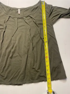 Old Navy Olive Green Swing Top Pleating Detail Scoop Neck 3/4 Sleeve Women Sz M thumbnail 5