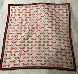 Gucci scarf thumbnail 1