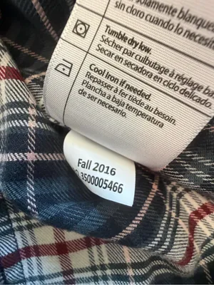 Carhartt Women’s Hamilton Flannel Shirt M 8/10 Navy Plaid 102260 Fall 2016 thumbnail 8
